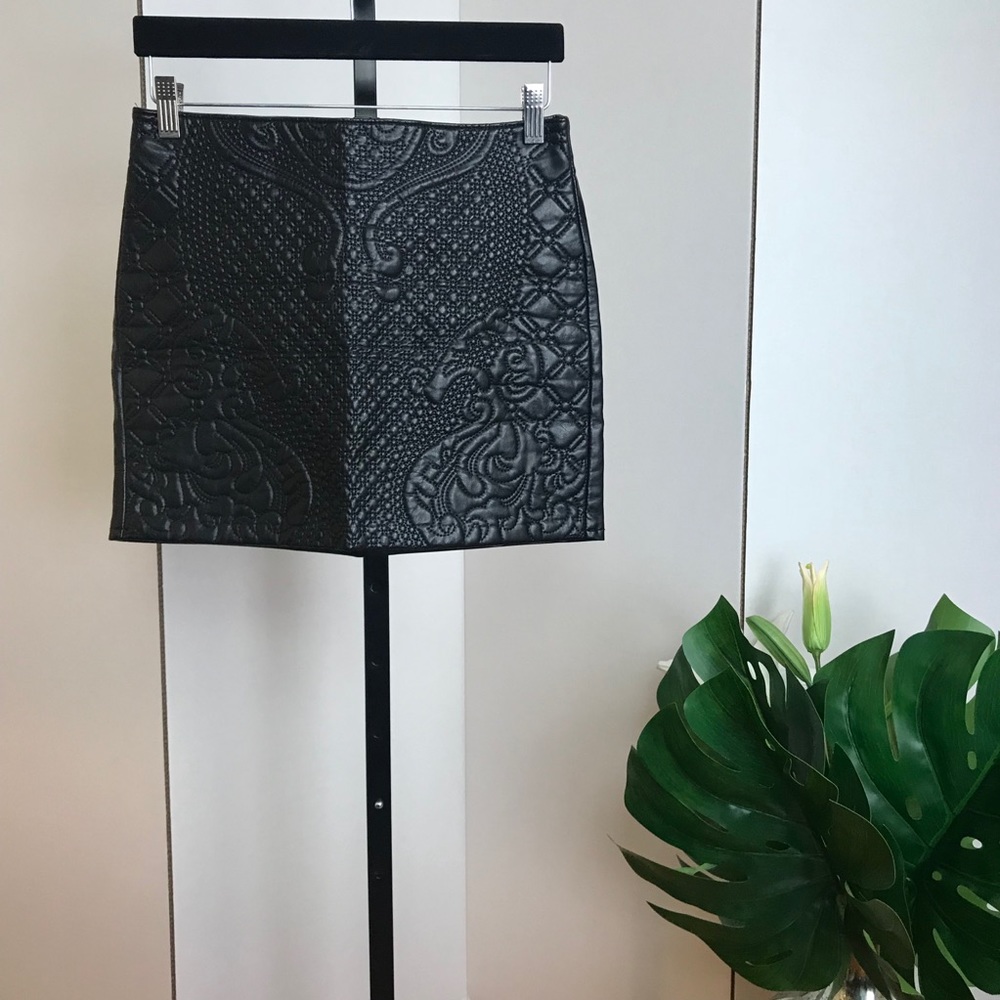H&M black faux leather embroidered mini skirt